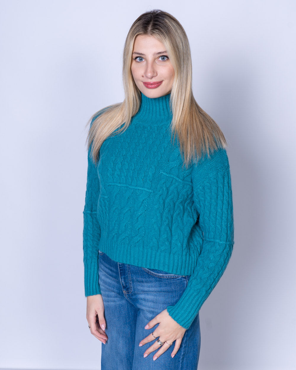 MAGLIONE DALILA CELESTE